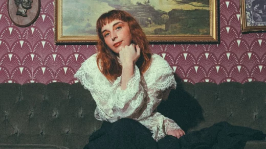 KENDALL LUJAN in der Nochtwache