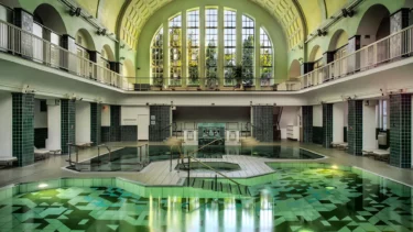 Candlelight-Therme im Holthusenbad