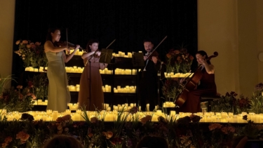Das Donne Streichquertett ist in Hamburg ansässig und besteht aus zwei Geigen, einer Bratsche und einem Cello