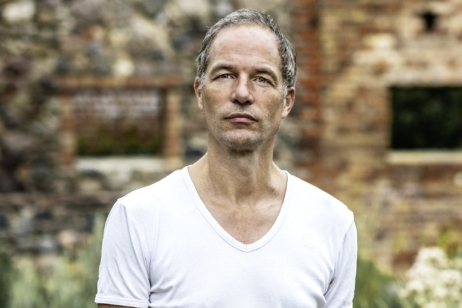 „Wir sind geprägt von den Wahrheiten, die unsere Eltern uns mitgegeben haben“: Maxim Leo