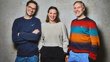 Gründerin mit Kneipen-Chorleitung: Arne, Hilke und Stefan (v. l.)