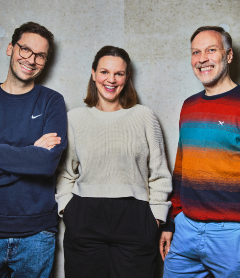 Gründerin mit Kneipen-Chorleitung: Arne, Hilke und Stefan (v. l.)