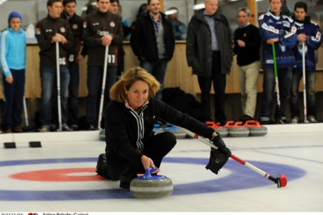 Sabine Belkofer-Kröhnert hat an Welt-  und Europameisterschaften teilgenommen, holte Platz 5 bei den Olympischen Winterspielen 2002 in Salt Lake City (USA) und ist seit 2022 Präsidentin des Curling Club Hamburgs