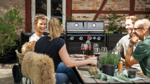Beim BBQ Frühling erfährt man nicht nur die neuesten Grilltrends, sondern kann auch nett zusammensitzen und genießen