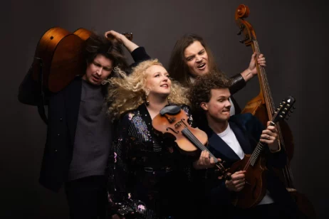 Curly Strings in der Finnischen Seemannskirche