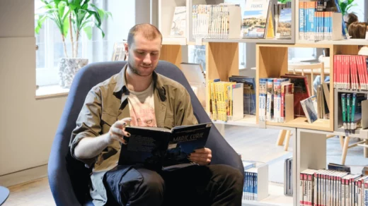 Silent Book Club in der Bücherhalle Niendorf