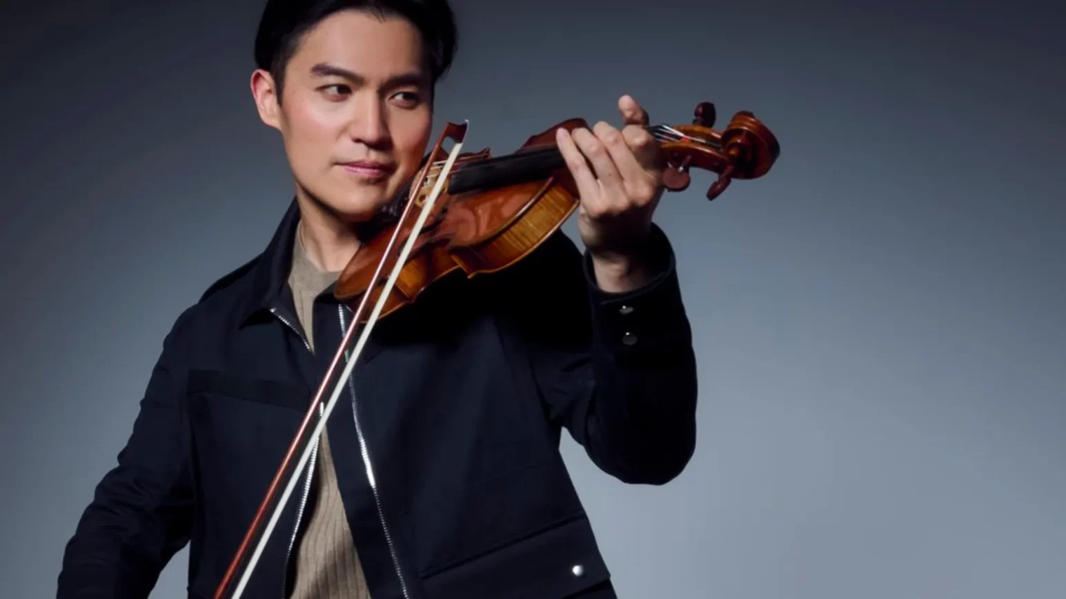 Ray Chen mit dem Amsterdam Sinfonietta in der Elbphilharmonie
