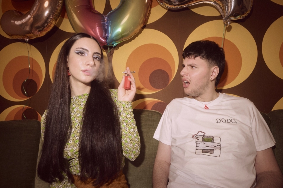 Es gibt auch Merchandising-Artikel wie T-Shirts von Edoardo Bianchini