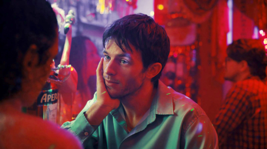 Verträumt gucken kann er ja: Jannis Niewöhner in „Allegro Pastell“