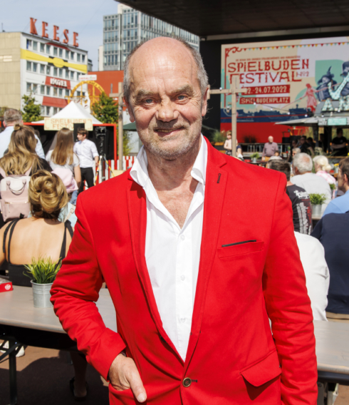 Corny Littmann auf dem Spielbudenfestival 2022 ( ©Morris Mac Matzen)