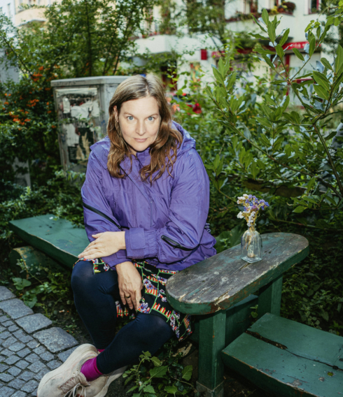 „Ich habe mir immer gedacht, dass ich meine Kindheit mal aufschreiben müsse“: Judith Holofernes