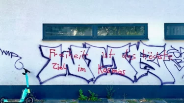 "Doing Freedom - Freiheit an der Schnittstelle von Kunst & Wissenschaft" im Nachtasyl