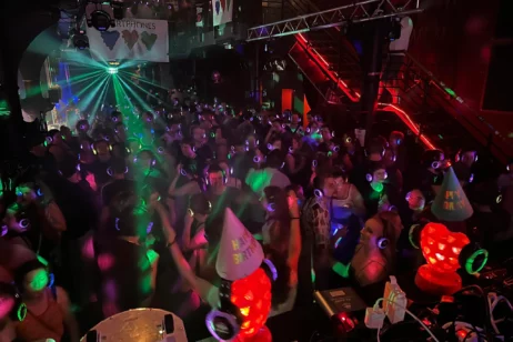 Heartphones Köpfhörerparty im Knust