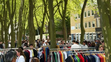 Flohmarkt Michelwiese beim Hafengeburtstag – Michelwiese