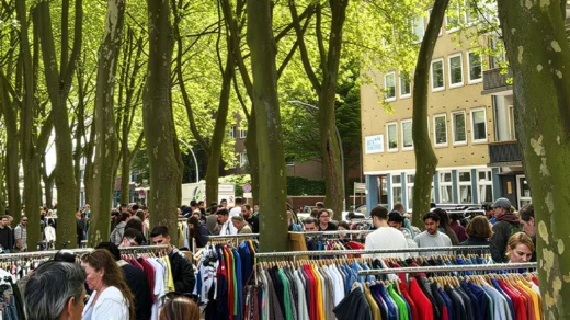 Flohmarkt Michelwiese beim Hafengeburtstag – Michelwiese