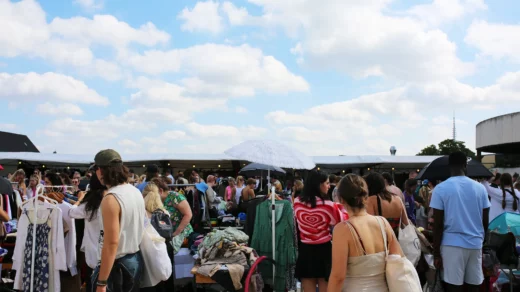 Rooftop Flohmarkt auf dem Dach von Galeria Karstadt Osterstraße