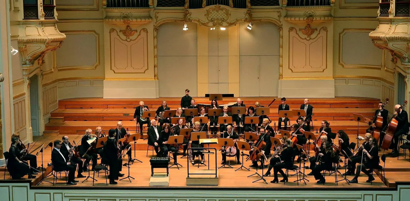 „Hamburger Orchestergemeinschaft“ in der Laeiszhalle