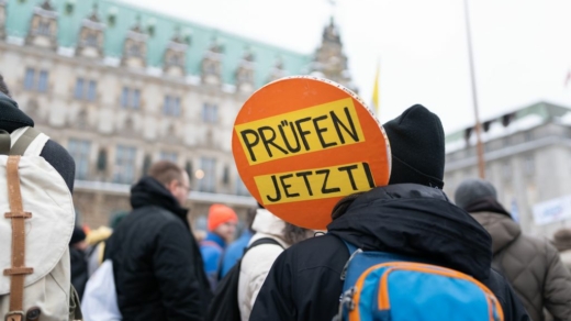PRÜF-Demo am Jungfernstieg