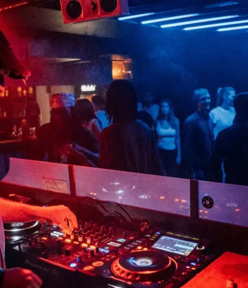 Cornflakes Club (DnB / UK Garage) im Haus 73