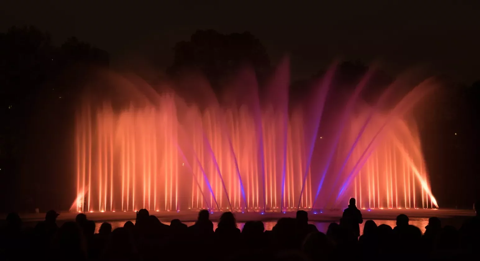 Die Wasserlichtkonzerte in Planten un Blomen 2026