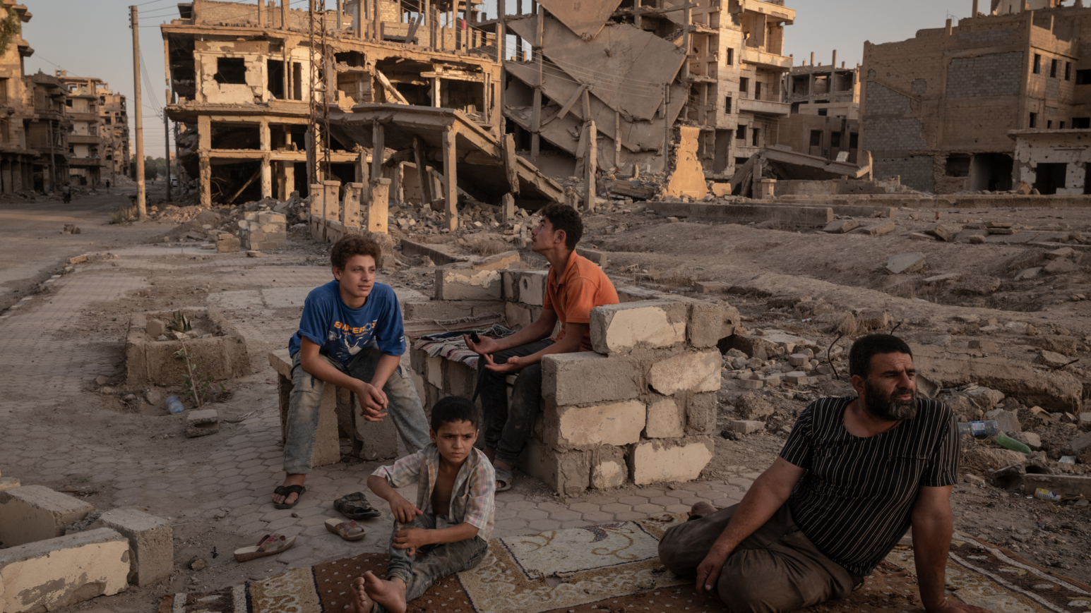 Widerstandsfähig und hoffnungsvoll: ein Foto aus Nicole Tungs Serie „A Syrian City Rebuilds, Still Divided“Foto: World Press Photo 2026, West, Central and South Asia Stories, A Syrian City Rebuilds, Still Divided