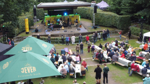 Open Air im Herzen Harburgs: Sommer im Park auf der Freilichtbühne