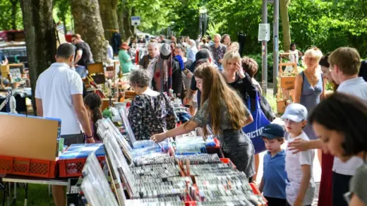 Altonale Flohmarkt am Platz der Republik