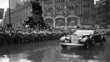 Naziherrschaft Hamburg – Fahrradfahrt Alster, Theodor-Heuss-Platz