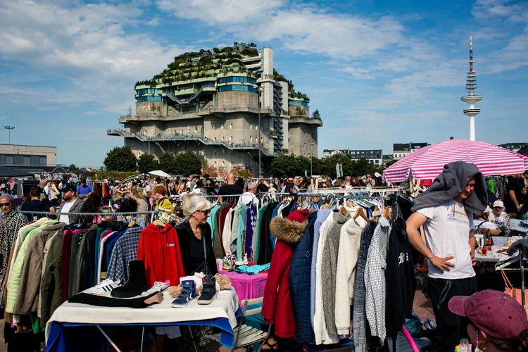Flohmarkt- und Street-Food-Festival auf dem Heiligengeistfeldil
