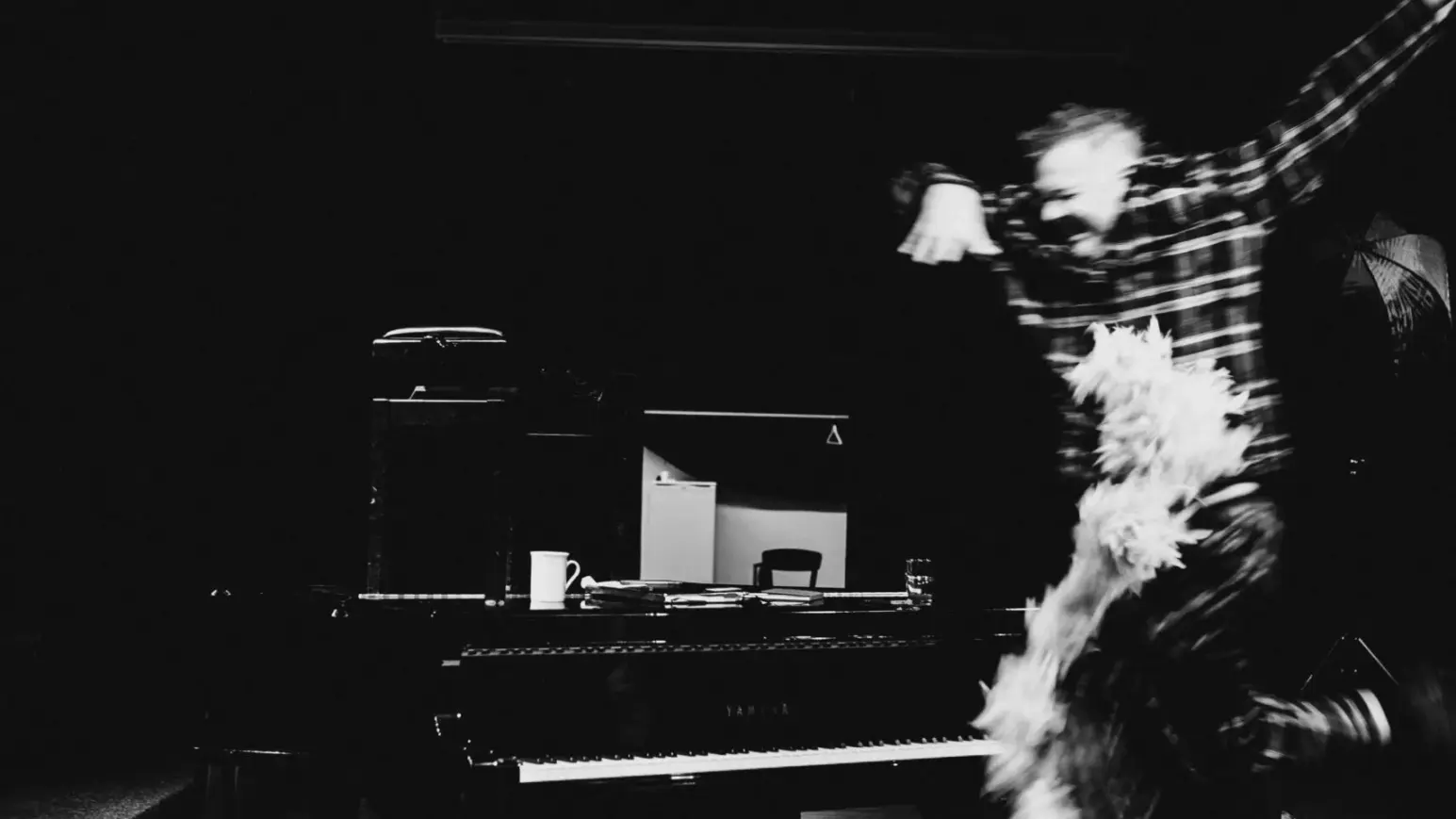 Fortuna Ehrenfeld Solo am Klavier im St. Pauli Theater