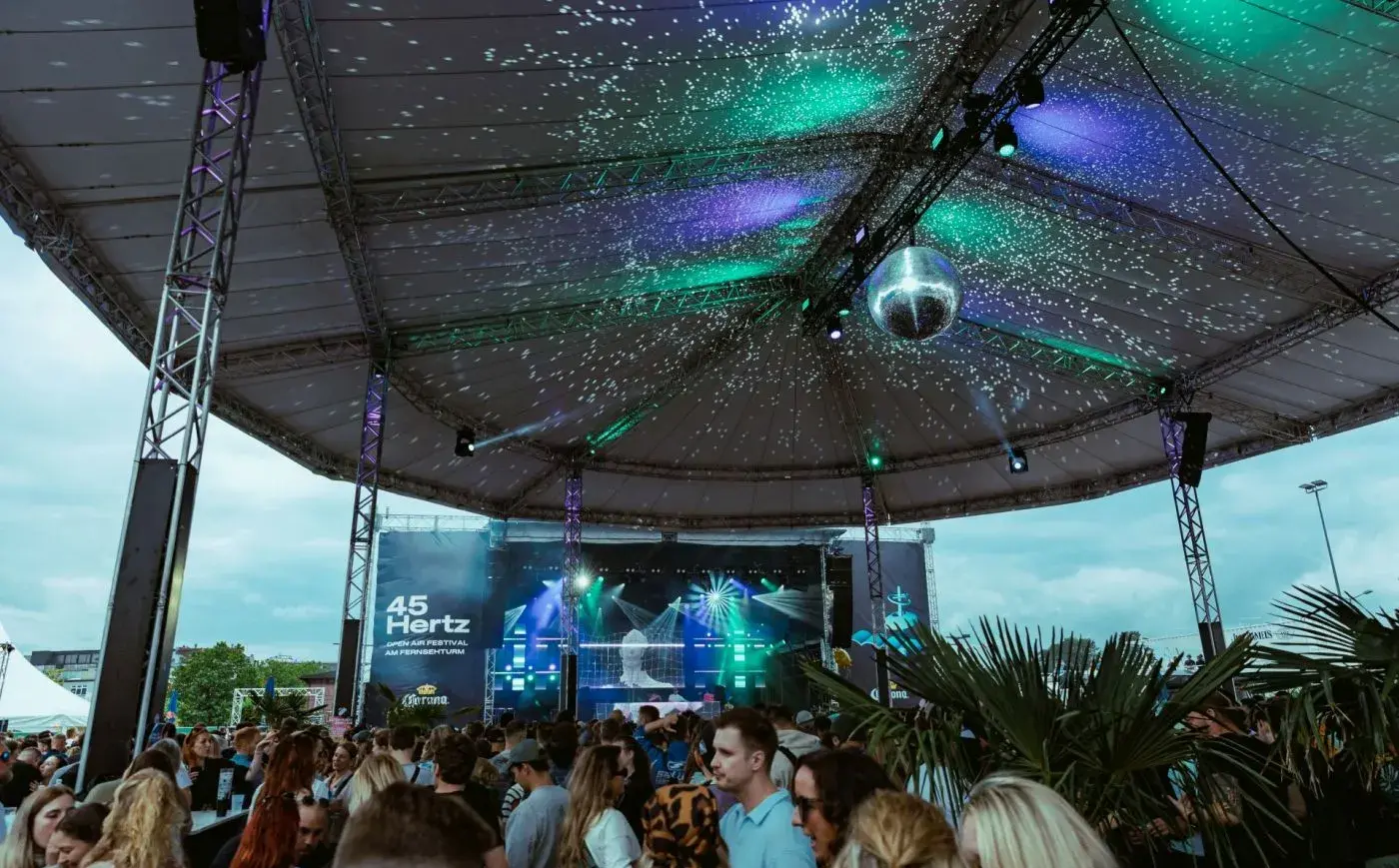 HAMBURG TANZT – 45Hertz Festival Sommer Open Air