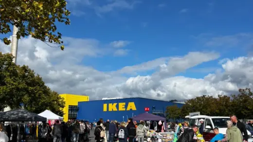 Kinder- und Familienflohmarkt auf dem Parkplatz IKEA Schnelsen