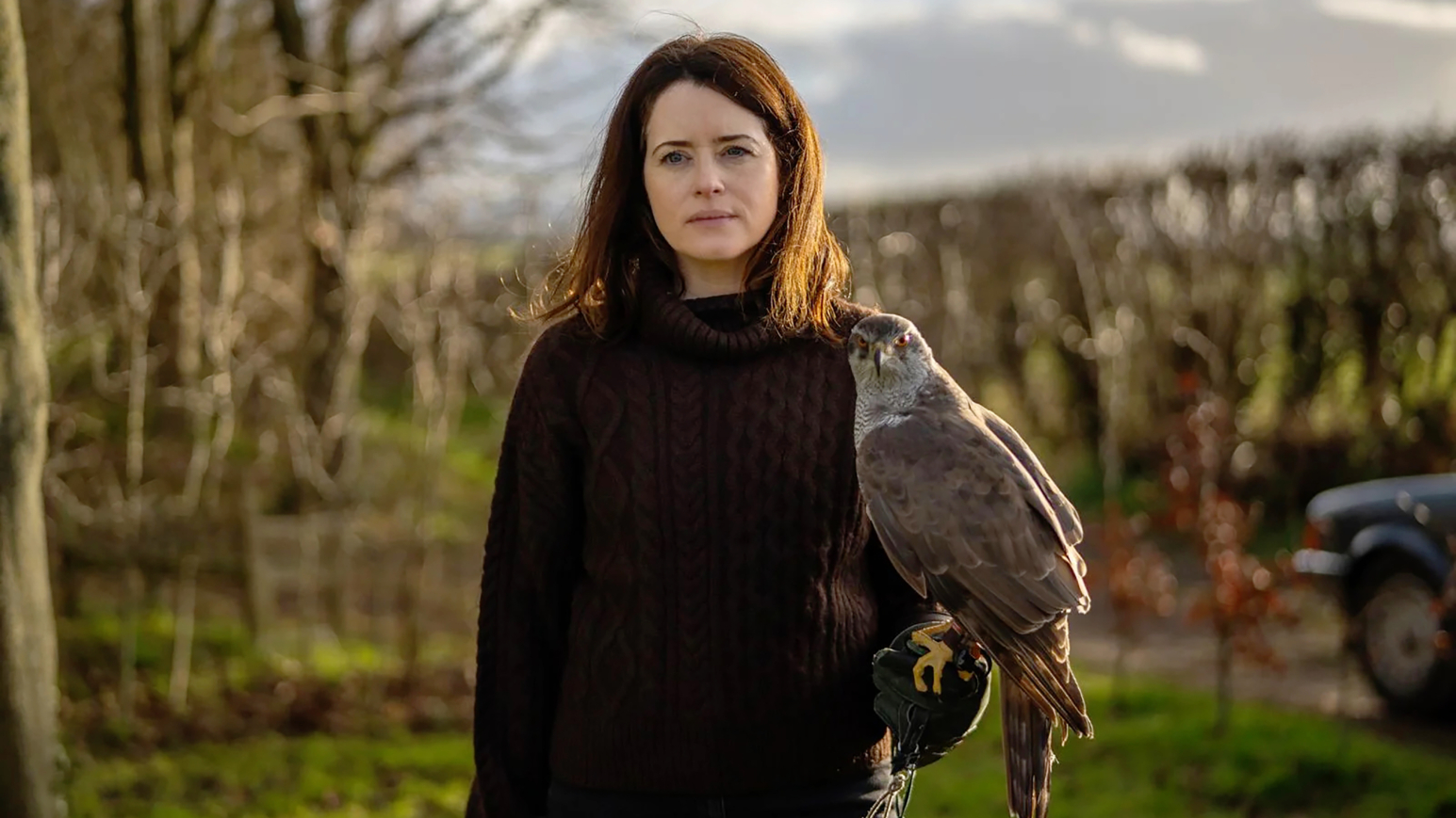Hat einen Vogel: Claire Foy in „H wie Habicht“