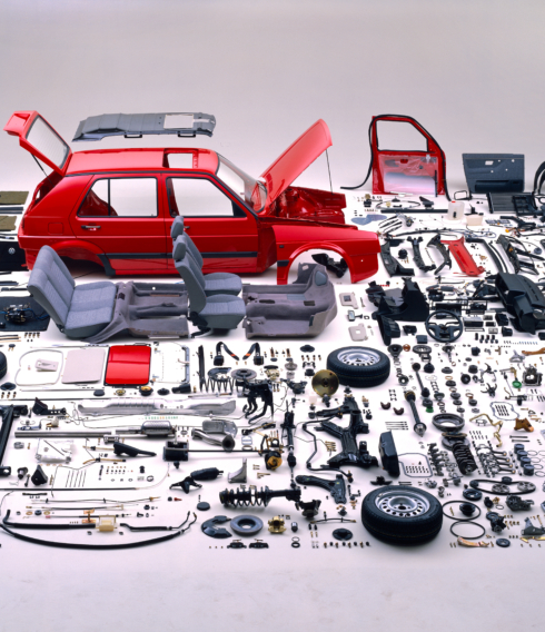 Ordentlich zerlegt: Den Print des VW Golfs in Einzelteilen erstellte Hansen 1988 im Auftrag der Volkswagen AG