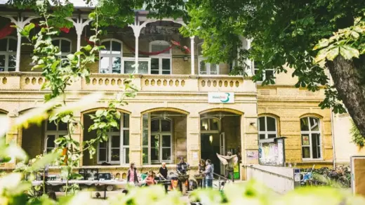 Generation Nachbarschaft im HausDrei