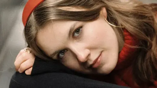 Laura Wos live im Freundlich+Kompetent