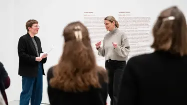 ART X BODY POLITICS mit FINNA in den Deichtorhallen