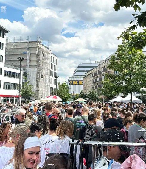Flohmarkt in der Neuen Großen Bergstraße