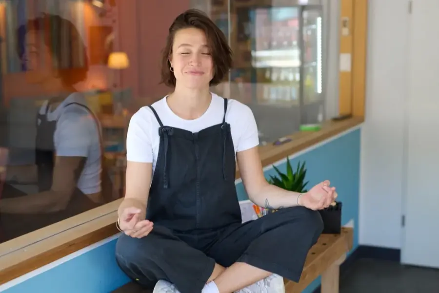 Yoga & Slow Looking in den Deichtorhallen