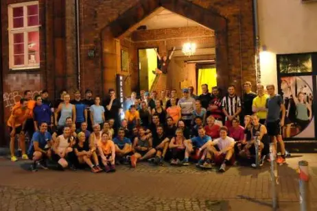 Die Tide Runners Laufgruppe in der Superbude St. Pauli