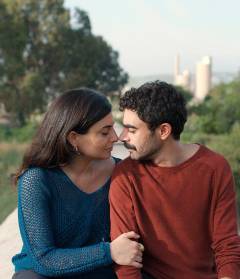 Wissen wie Romantik geht: Mounia Akl und Hassan Akil in „A Sad And Beautiful World“