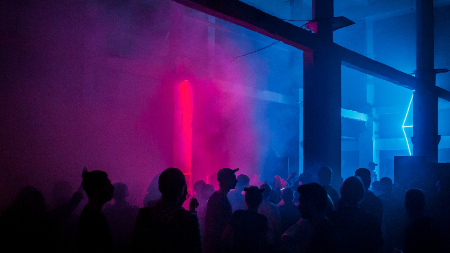 Der September bietet Technogängern in Hamburg eine bunte Mischung