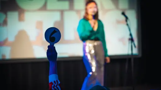 Poetry Fight Night in der Honigfabrik