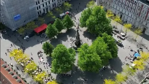 Flohmarkt auf dem Hansaplatz