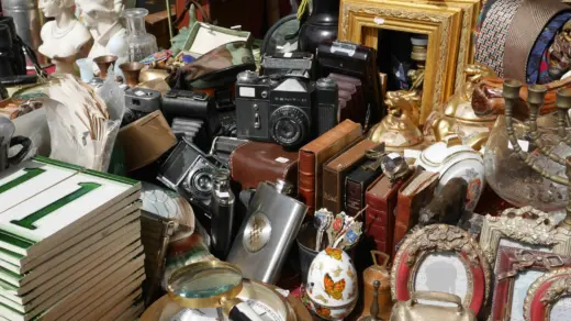 Flohmarkt Lange Reihe am Carl-von-Ossietzky-Platz