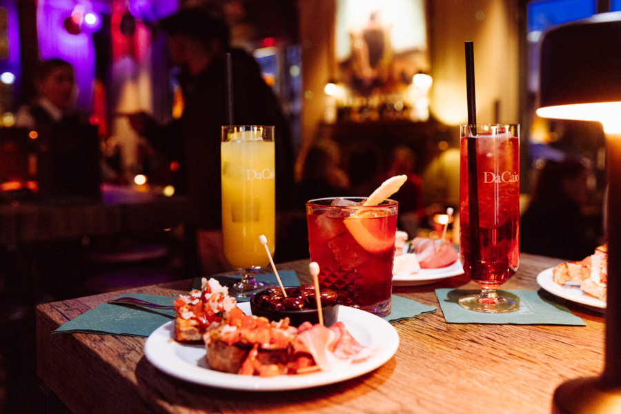 Aperitivo Italiano im Hotel The George. Afterwork treffen im Design Hotel.