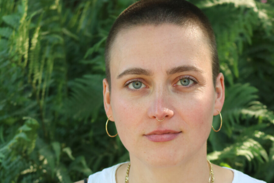 Lisa Lechler bgeleitet Frauen, in der wohl wichtigsten Zeit ihres Lebens