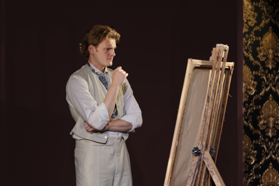 Äußerlich Dandy, innerlich monströs: Dorian Gray (Joshua Campbell-Hart)