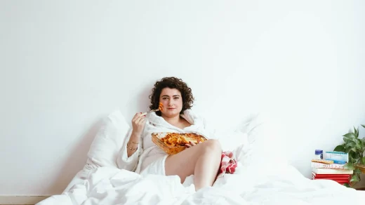Matilde Keizer mit „Lasagne im Bett“ im Schmidt Theater