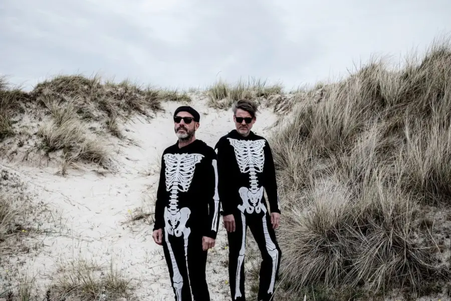 Ein Bild der Musiker Plewka & Schmedtje